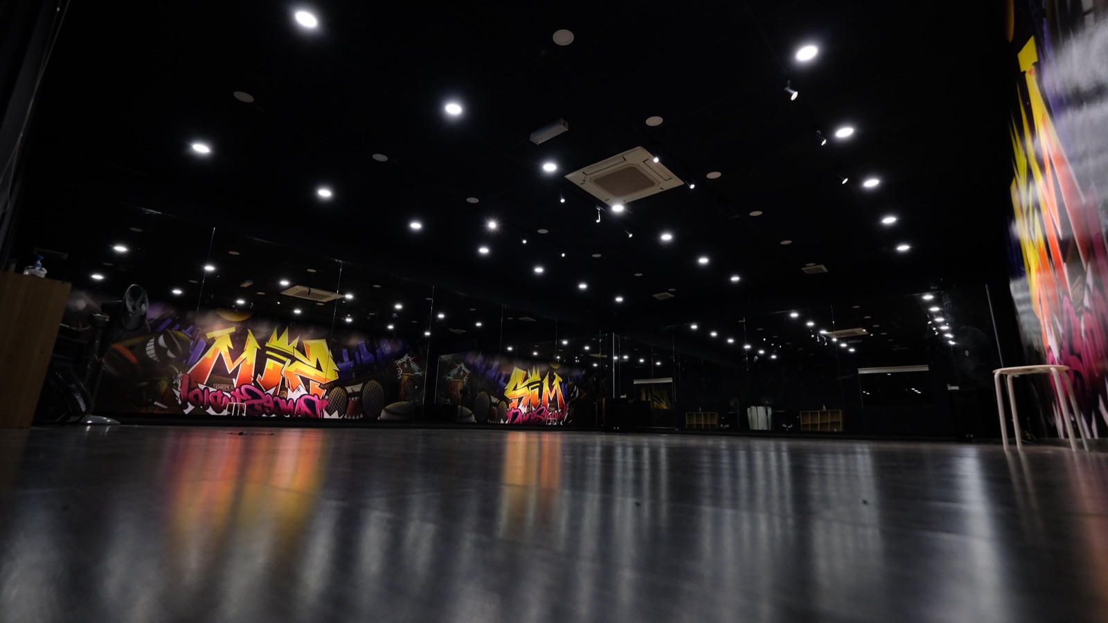 SIM Dance Studio space